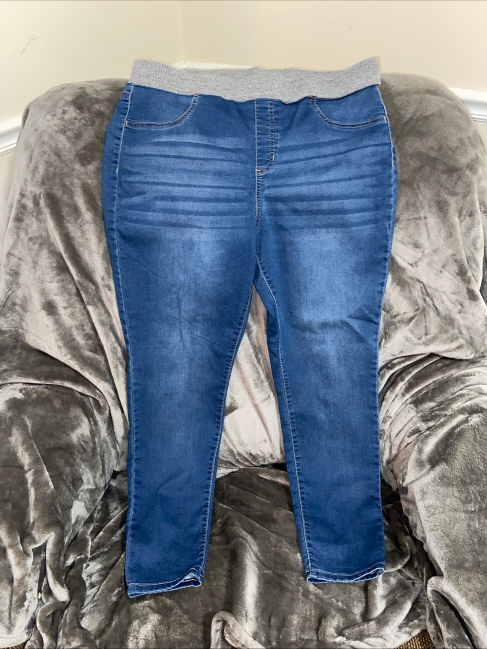 NOBO Blue Straight-Leg Pull-On Jeans with Gray Elastic Waistband